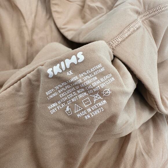 Skims Fits Everyday Bandeau Bra in Clay Size 4X New without tags - Picture 4 of 4